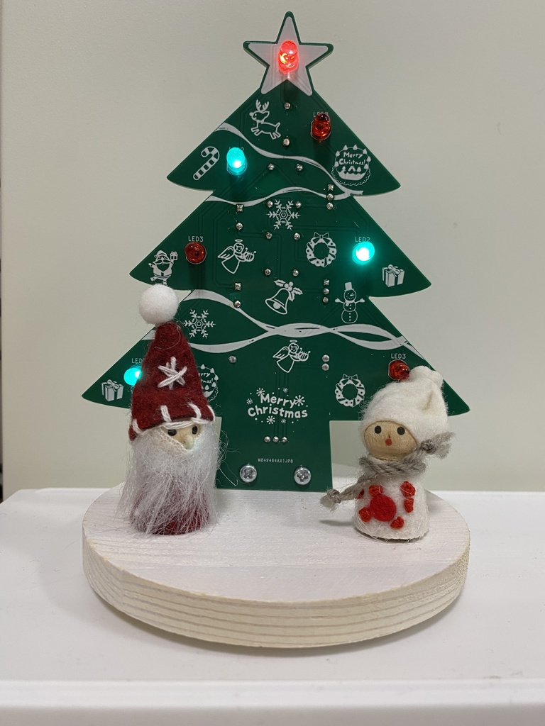 はんだ付けで作る 光るクリスマスツリー(電子工作キット)