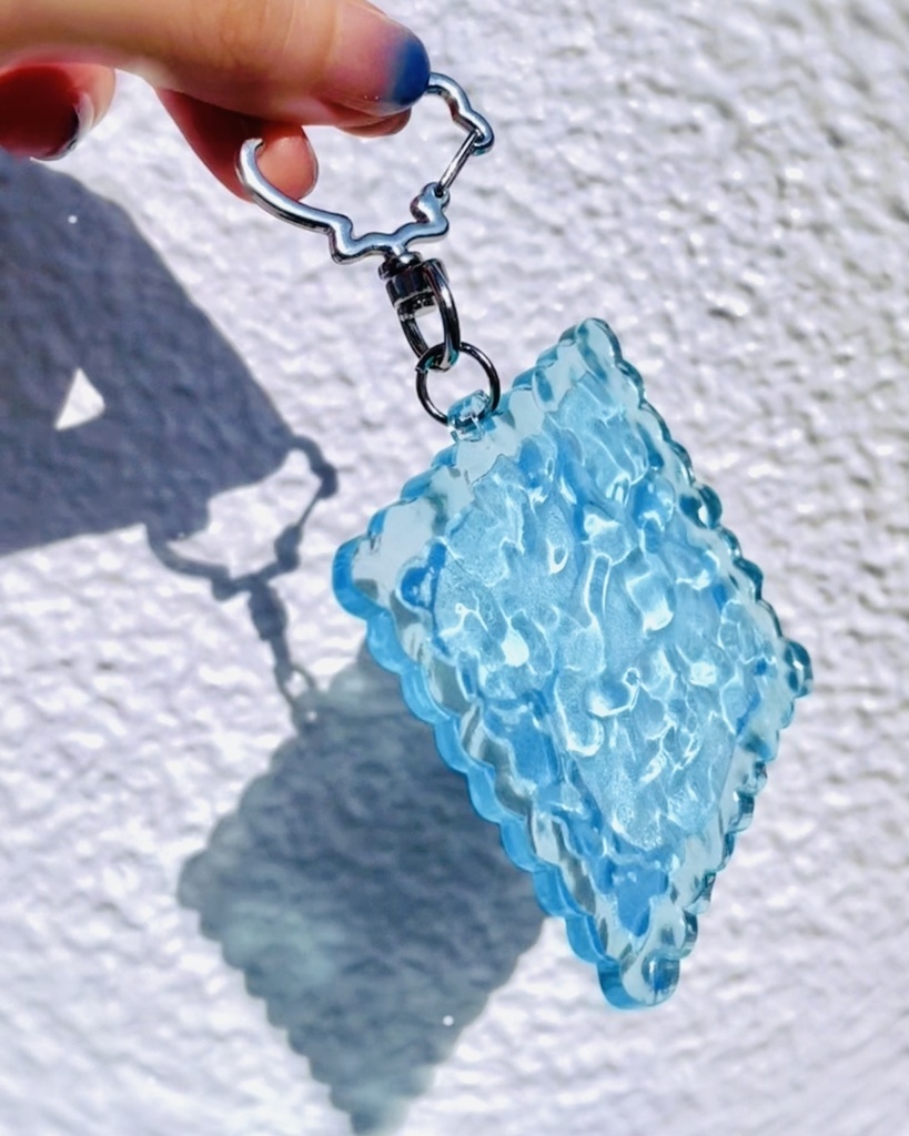 KOBDちゃんの夏海水面アクキー KOBD Summer Floating Keychain