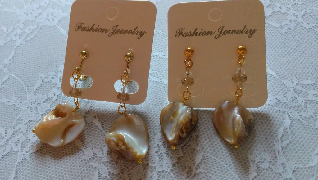 七海建人イメージアクセ:シェルビーズピアス/イヤリング