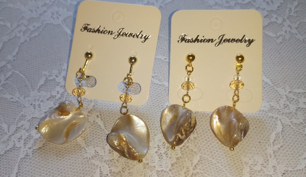 七海建人イメージアクセ:シェルビーズピアス/イヤリング