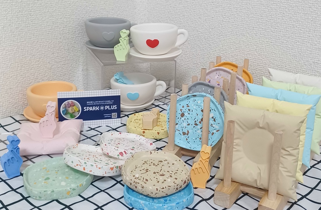 BREAK TIME PILLOW TRAY