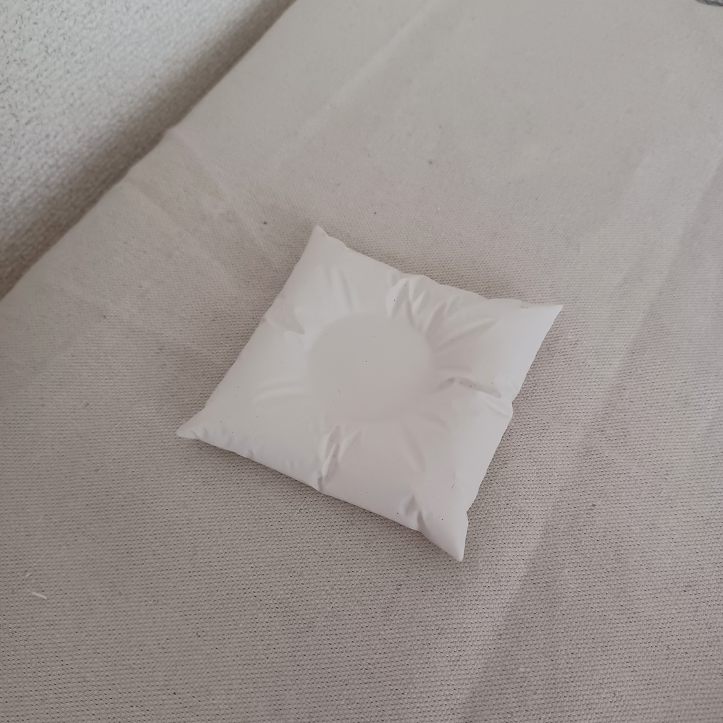 BREAK TIME PILLOW TRAY_16