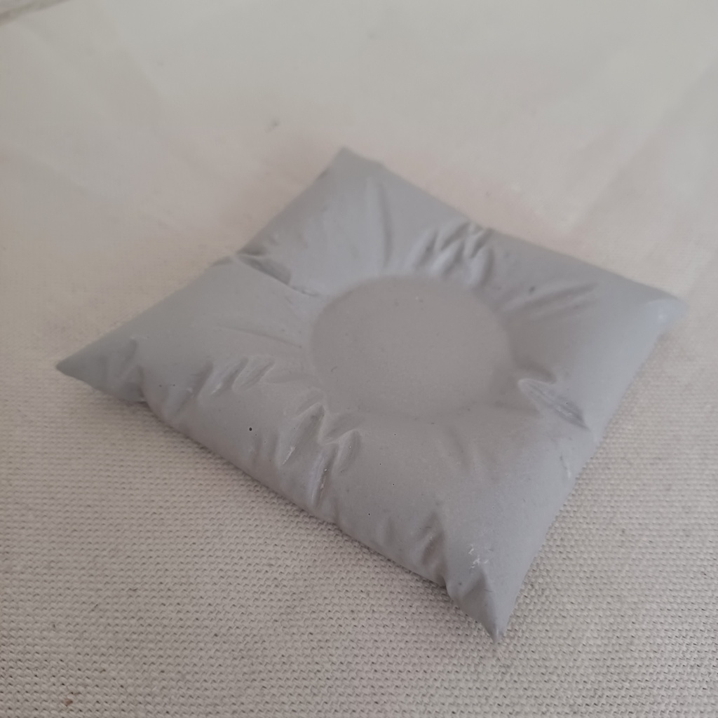BREAK TIME PILLOW TRAY_18