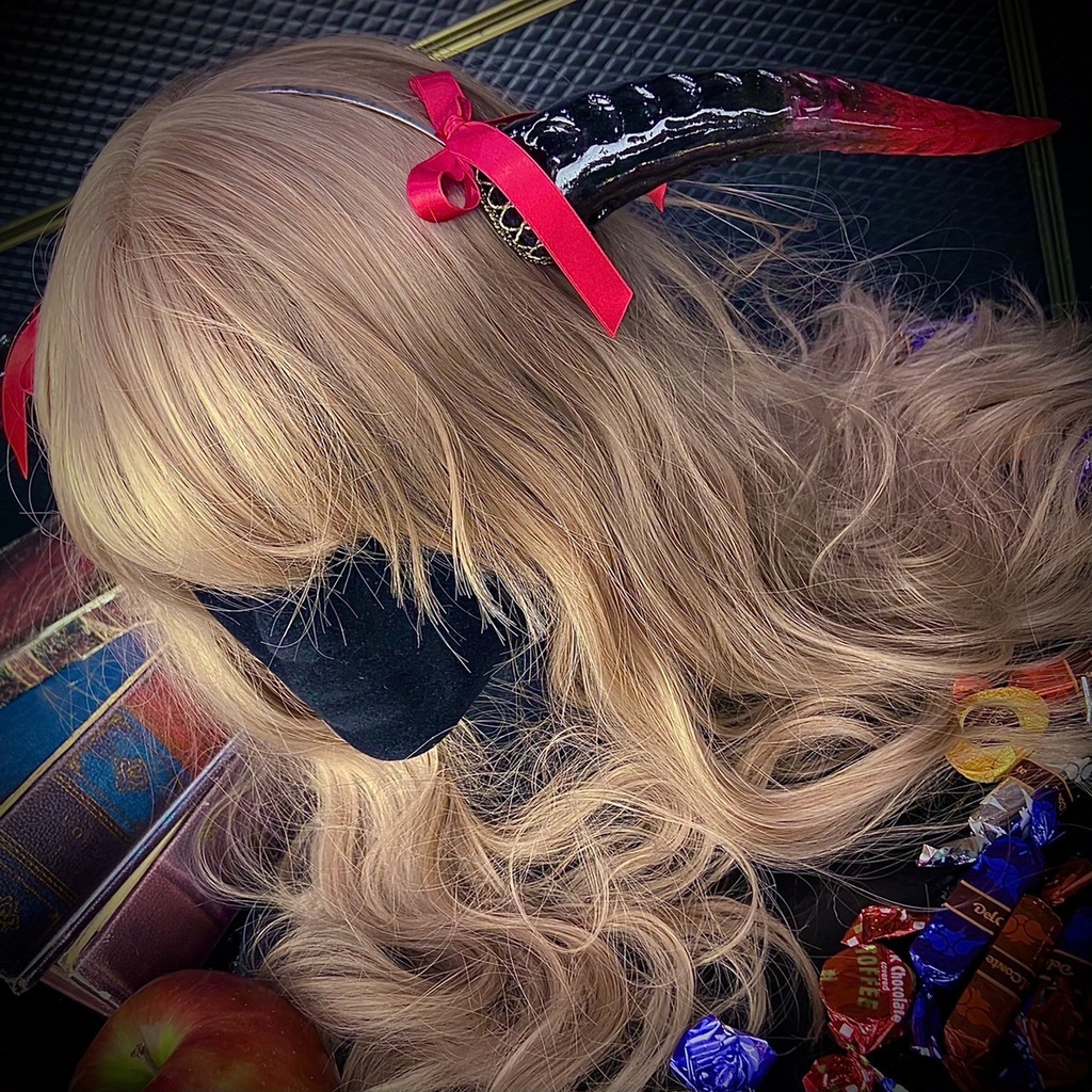 魔獣の角【赤・青】