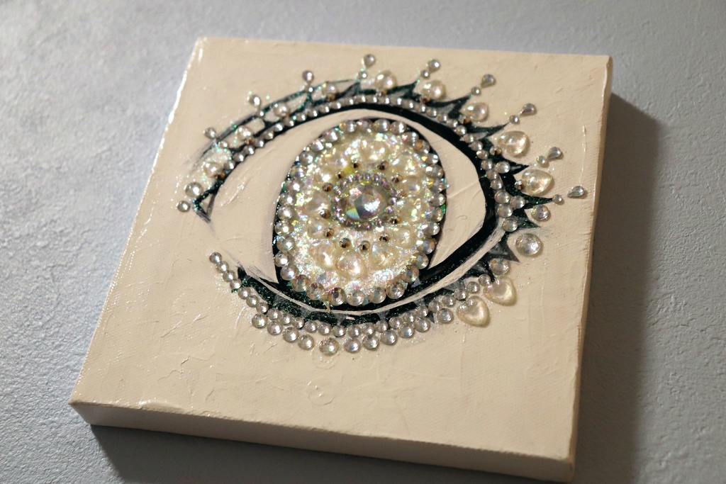 絵画「EYE (White Diamond)」