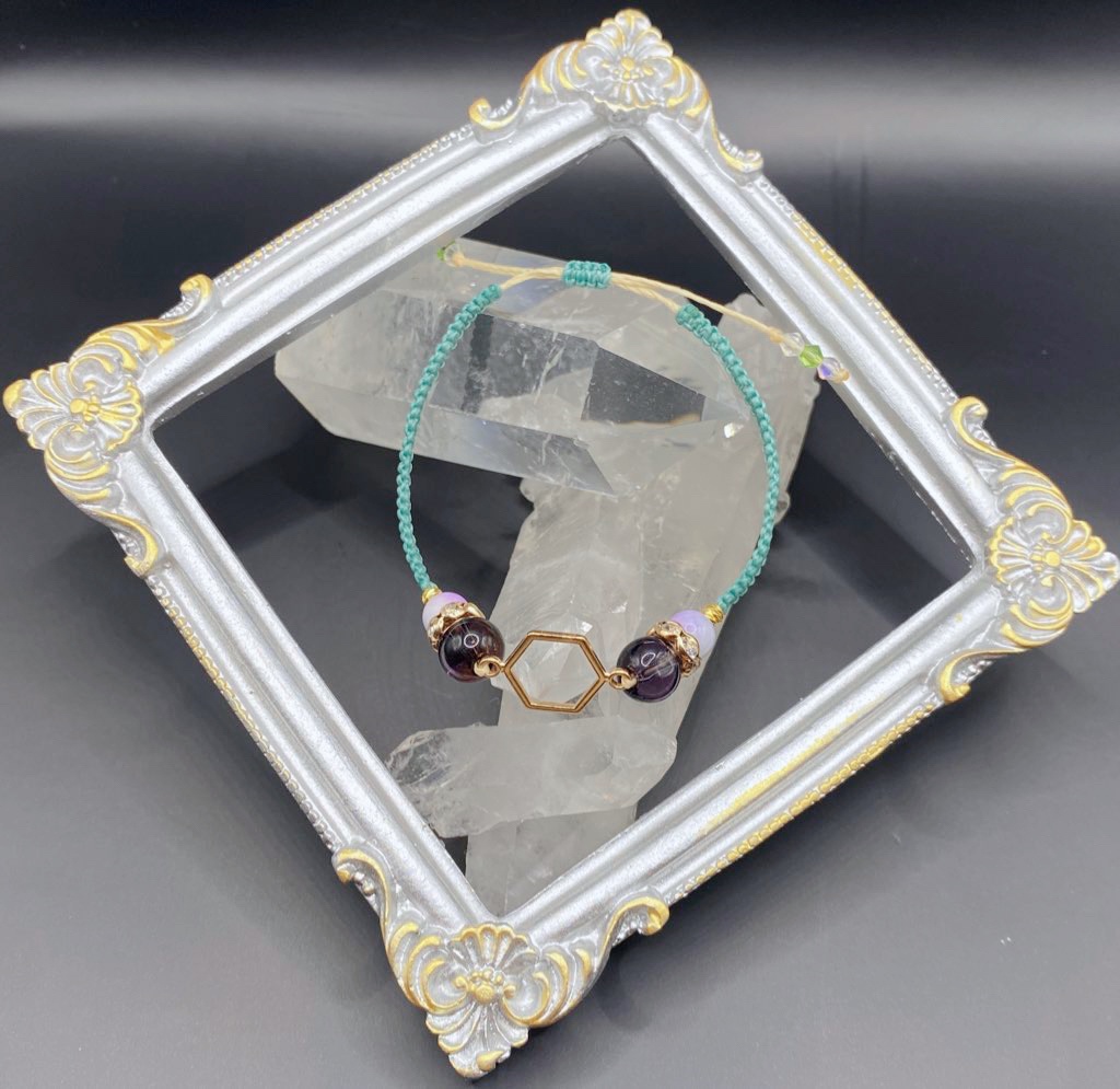 【即納品】6角形チャームブレスレット/青磁色【Chimama】