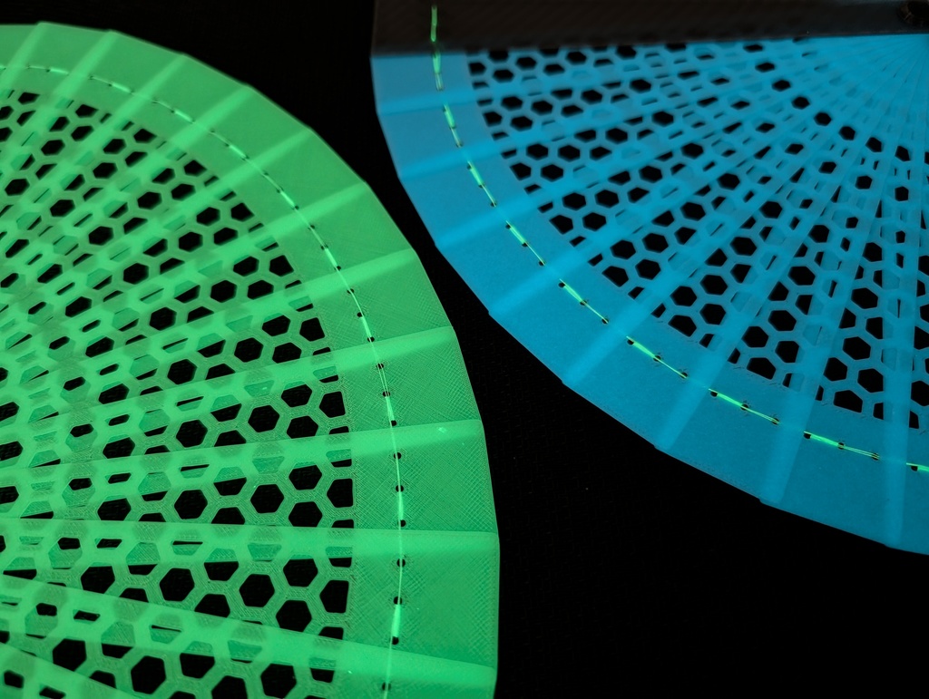 そうぎ屋の蓄光扇子® 2025Ver.