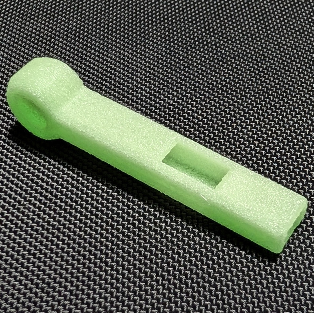 ペンダントトップ型ホイッスル
