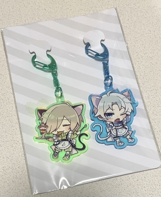 猫耳メイドレムシェペアアクキー