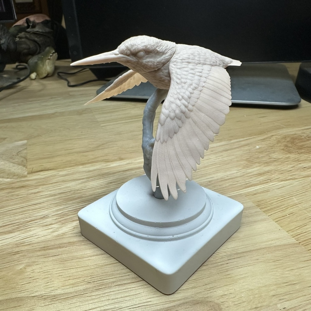 桌上野鳥図鑑 - カワセミ(飛行版)_未塗装キット