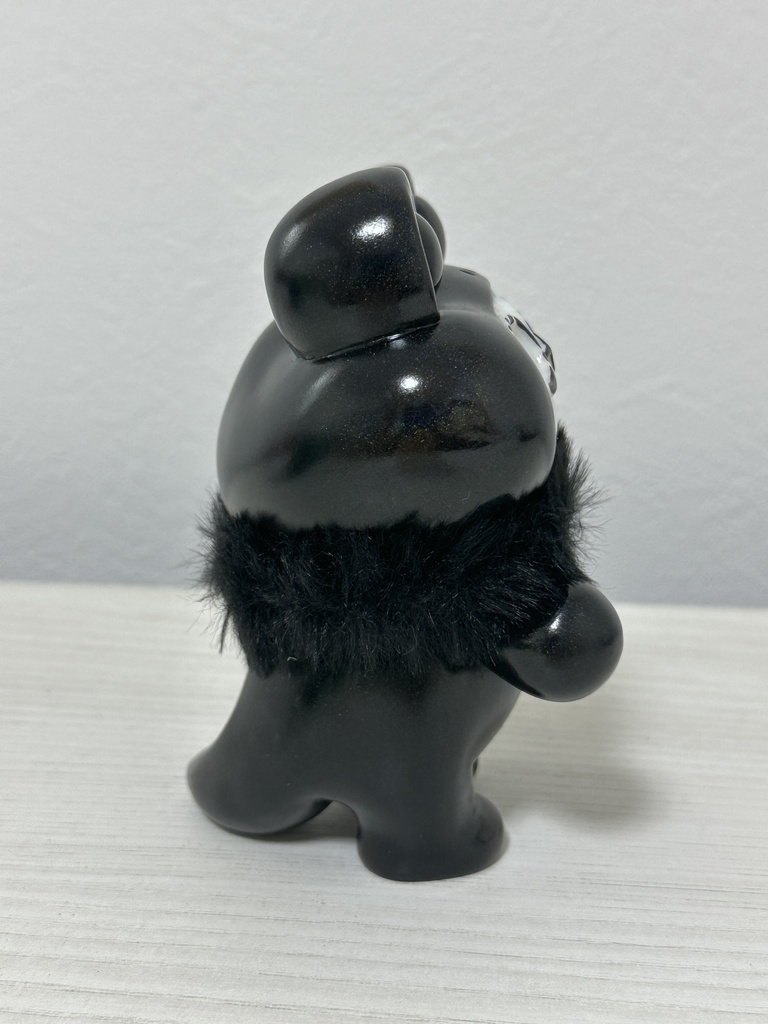 【ぶらっくれいんぼー(シルバー)】ソフビ