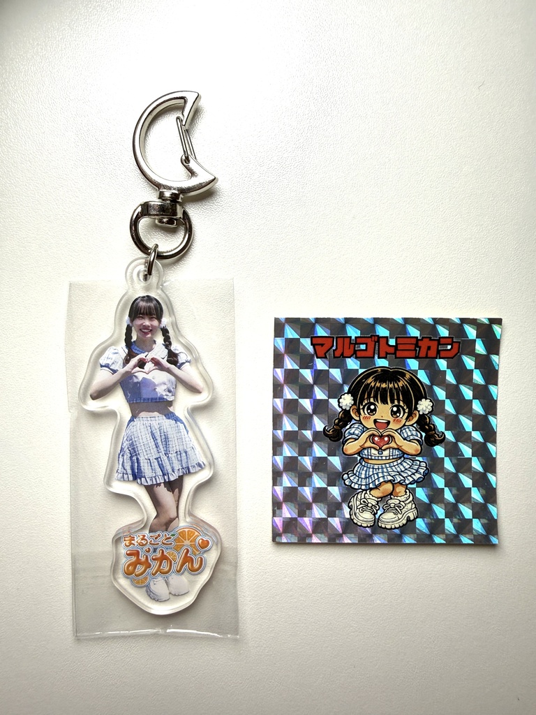 アクリルキーホルダー+ランダムチェキ5枚セット!