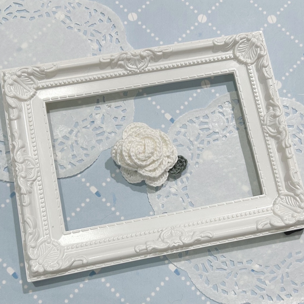 糸の魔法 ブローチ