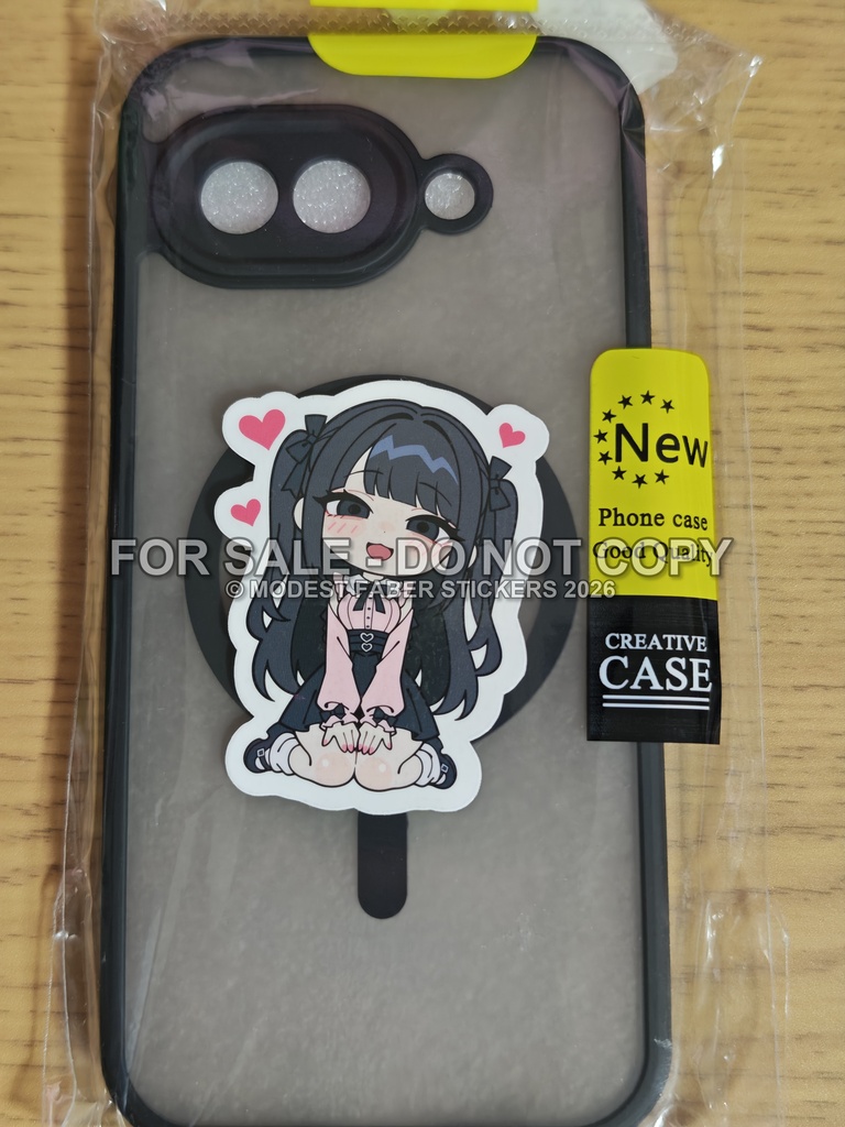 スマホ向　　オリジナルステッカー(防水UVカット屋外仕様)　強吸着　地雷ちゃん