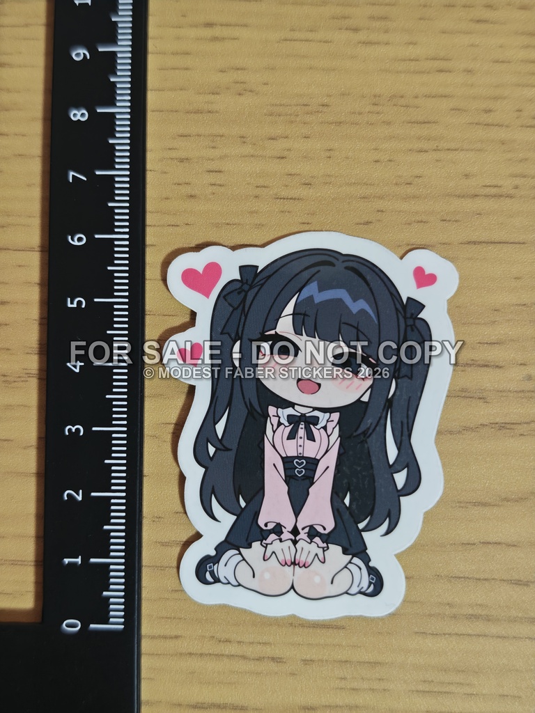 スマホ向 オリジナルステッカー(防水UVカット屋外仕様) 強吸着 地雷ちゃん