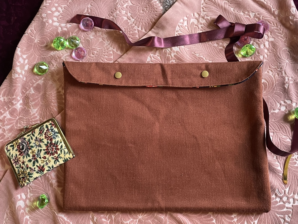 三毛猫ポーチ　MacBook  パソコン　ガジェットケース