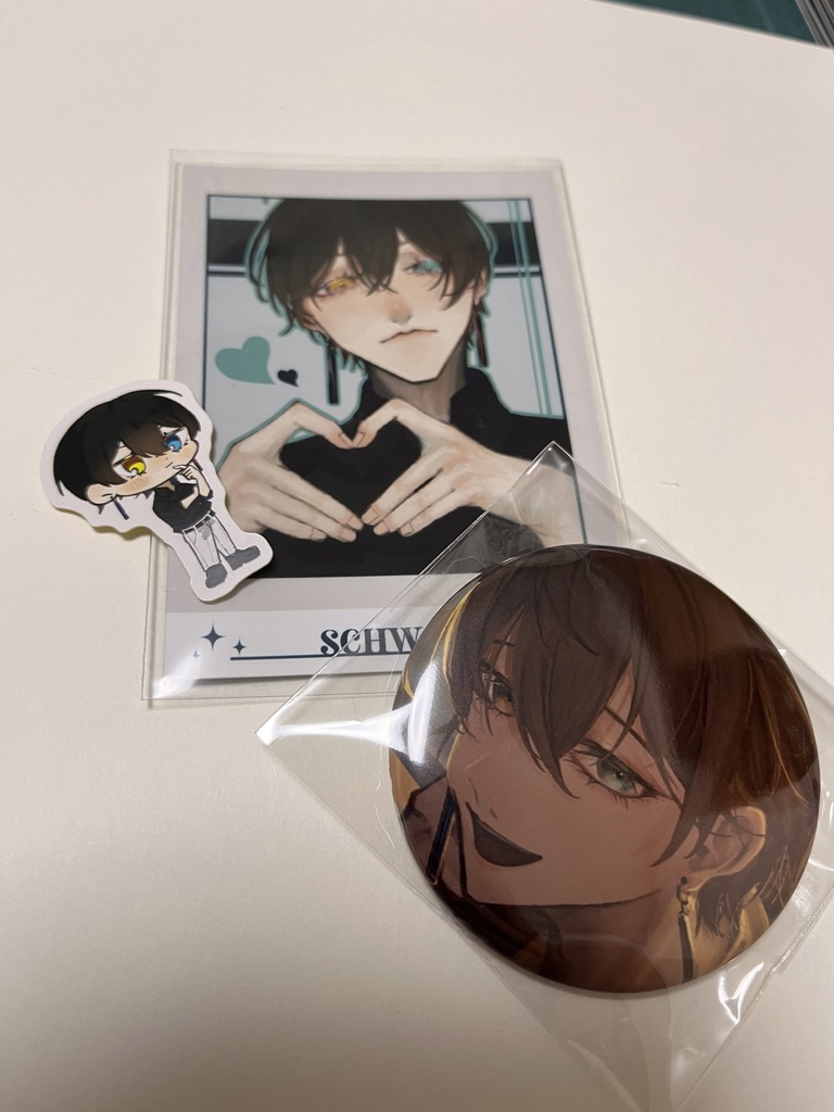 缶バッジシリーズvol.1 Schwarz