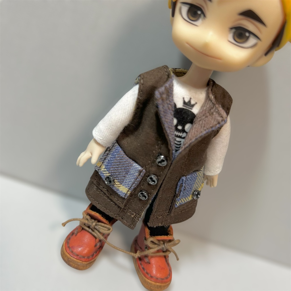 オビツ11 フードが被れるベスト