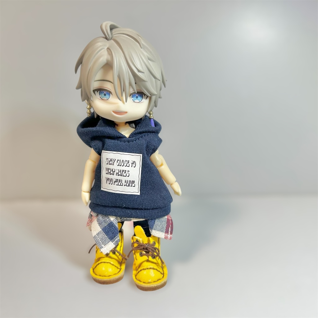 オビツ11 ねんどろいど 袖なしパーカー