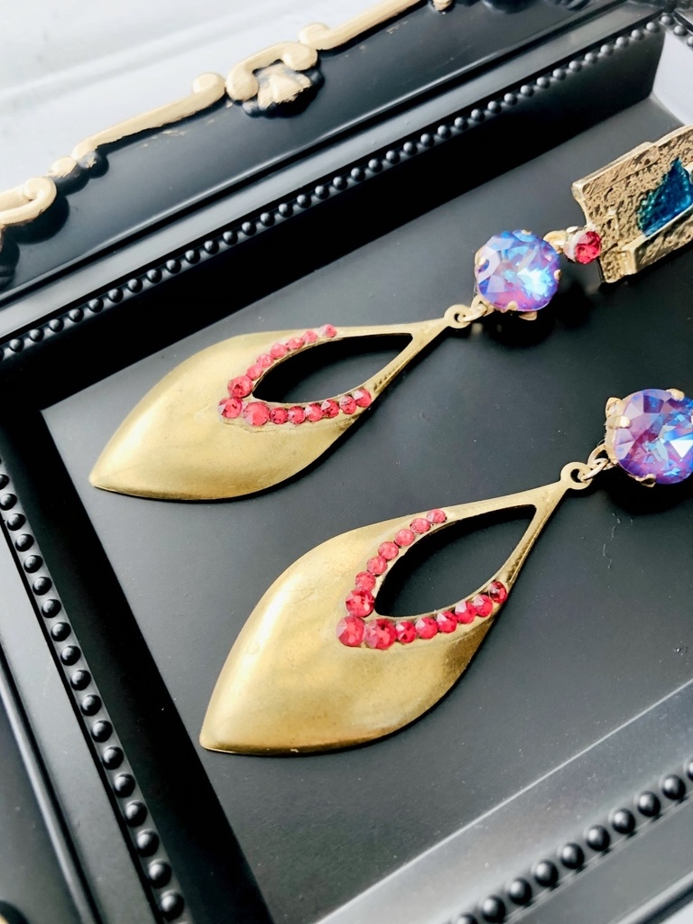 【FGO】ギルガメッシュ(術) イメージカラーピアス(イヤリング)