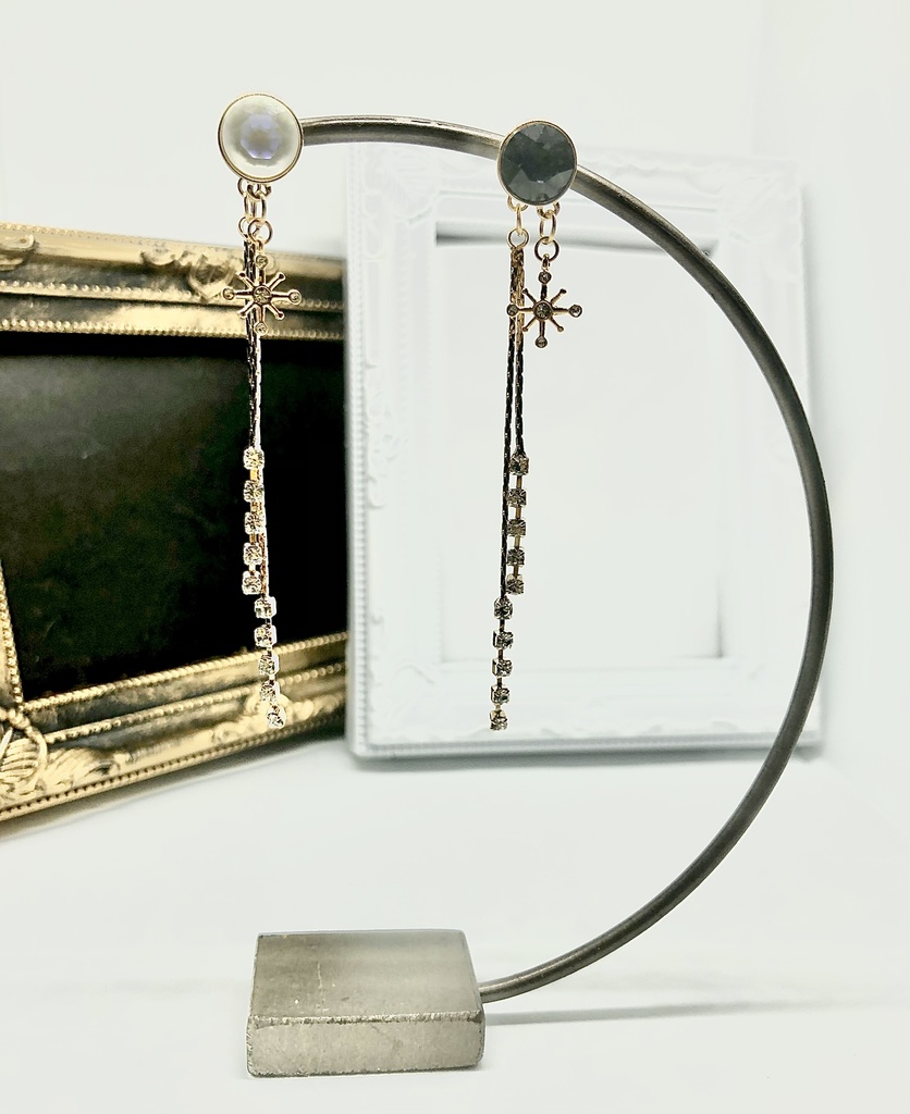 【Sky非公式】恒常ケープカラーピアス(イヤリング)※片耳用