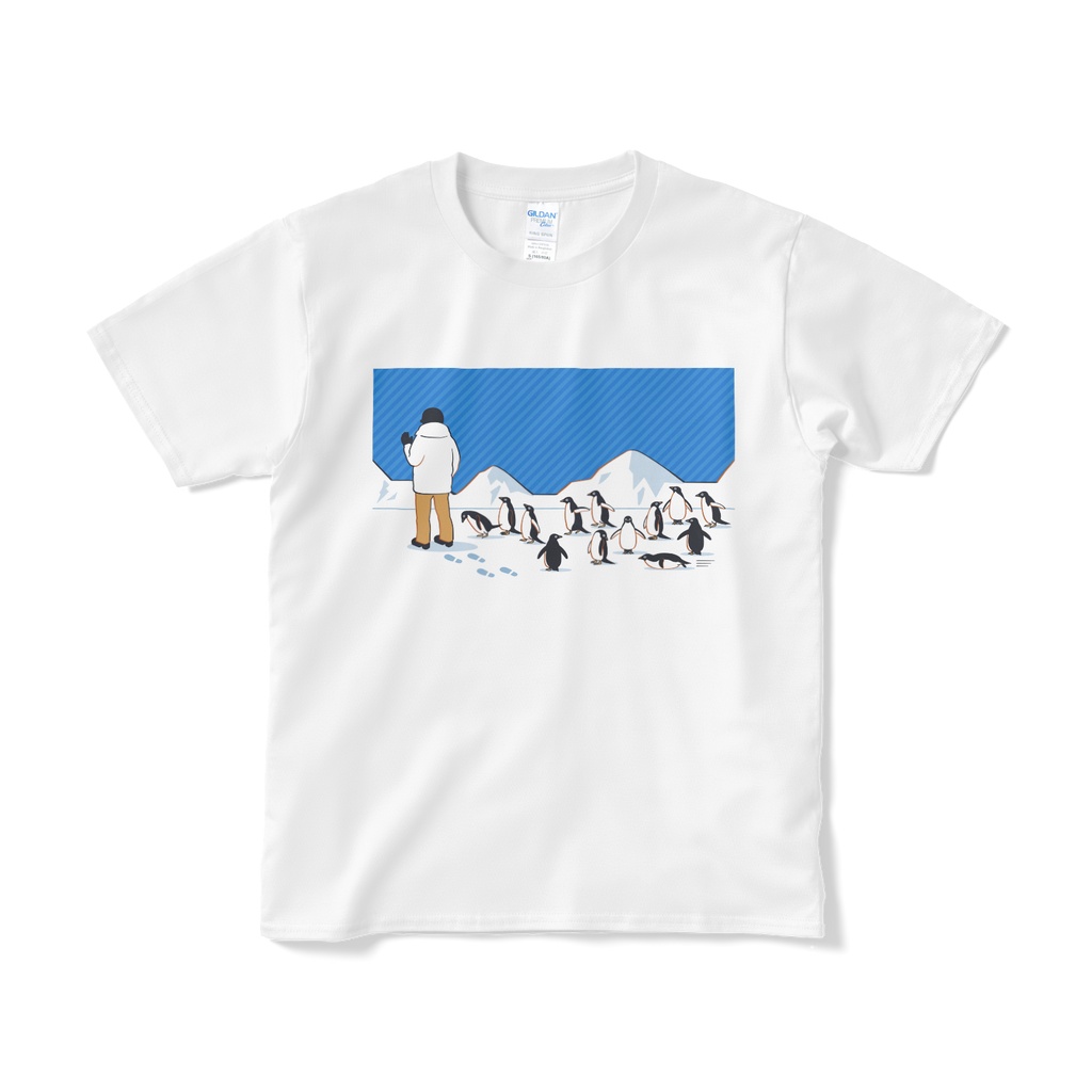 人間を見かけ近寄ってくるペンギン達　Tシャツ短納期（全6種）