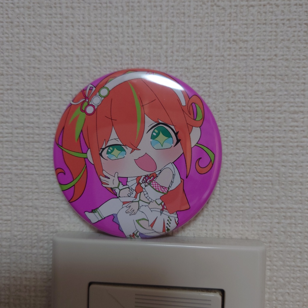 1周年記念 持駒レイコ缶バッチ