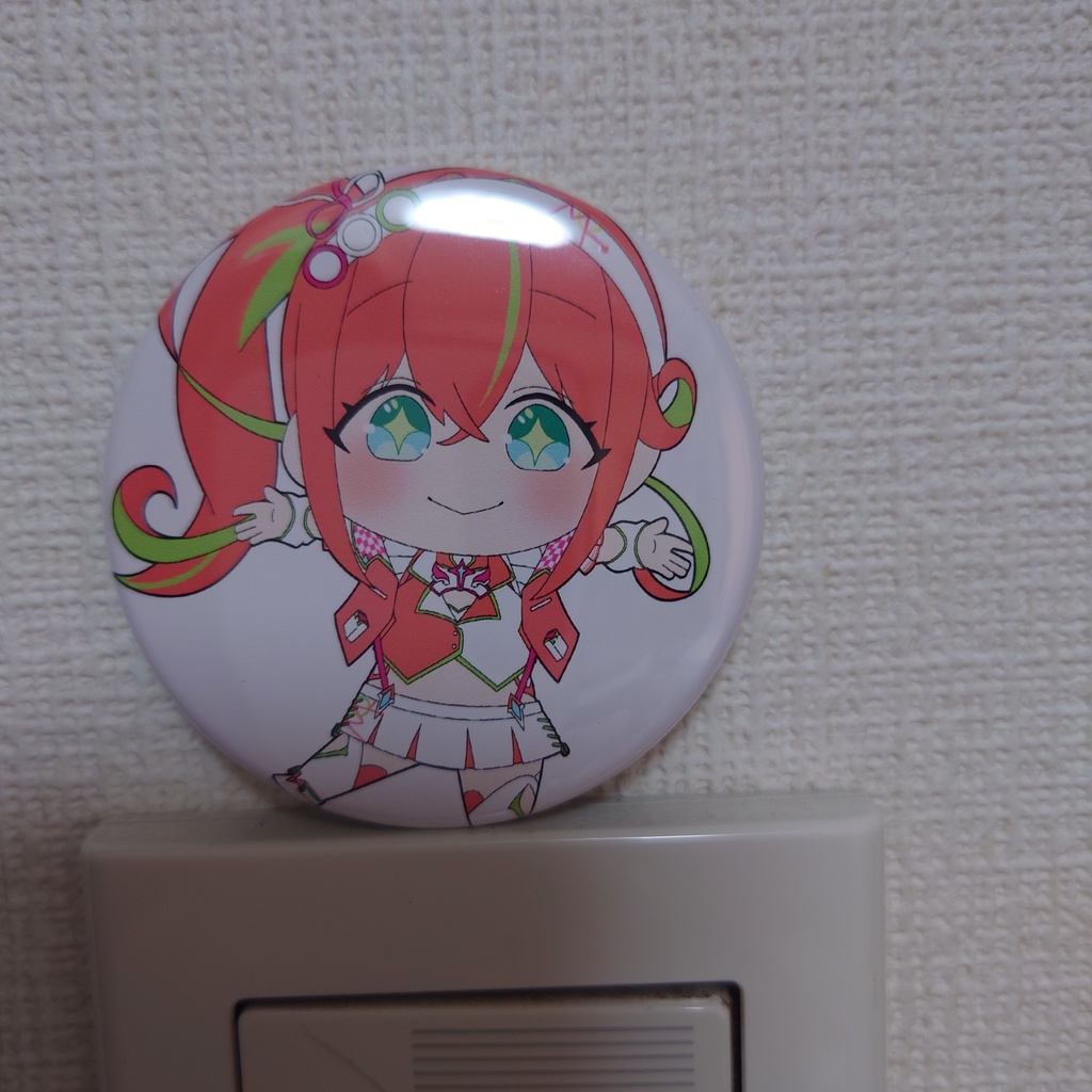 1周年記念 持駒レイコ缶バッチ