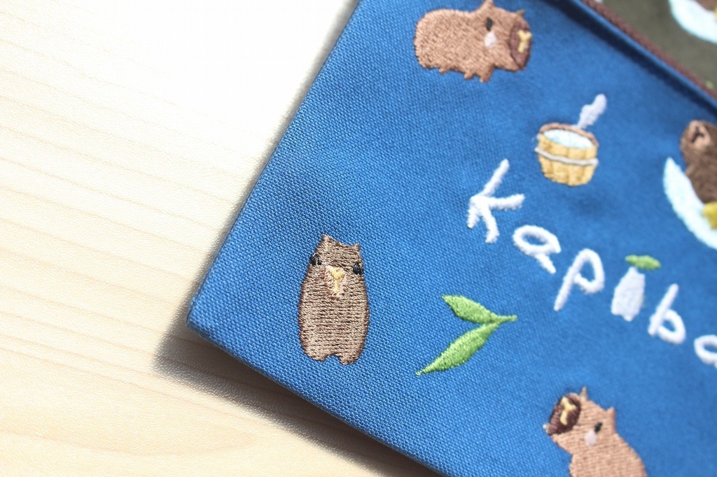 カピバラポーチ