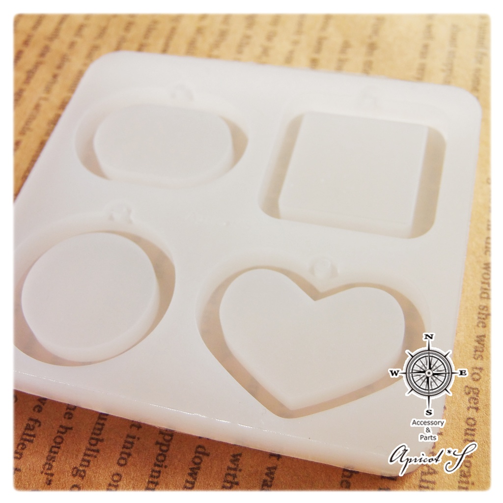 フレーム 4種 四角 丸 オーバル ハート シリコンモールド 型 (1個)