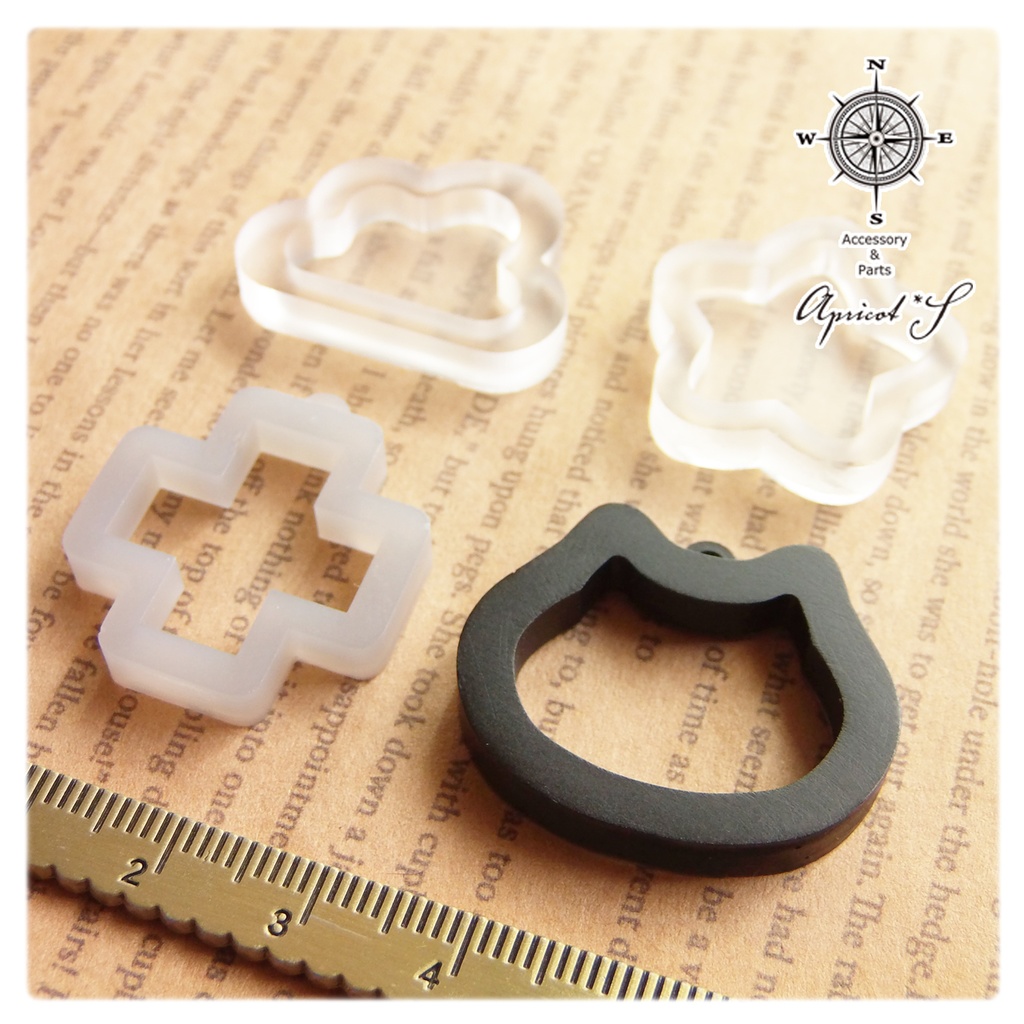 フレーム 4種 星 雲 十字架 猫 シリコンモールド 型 (1個)