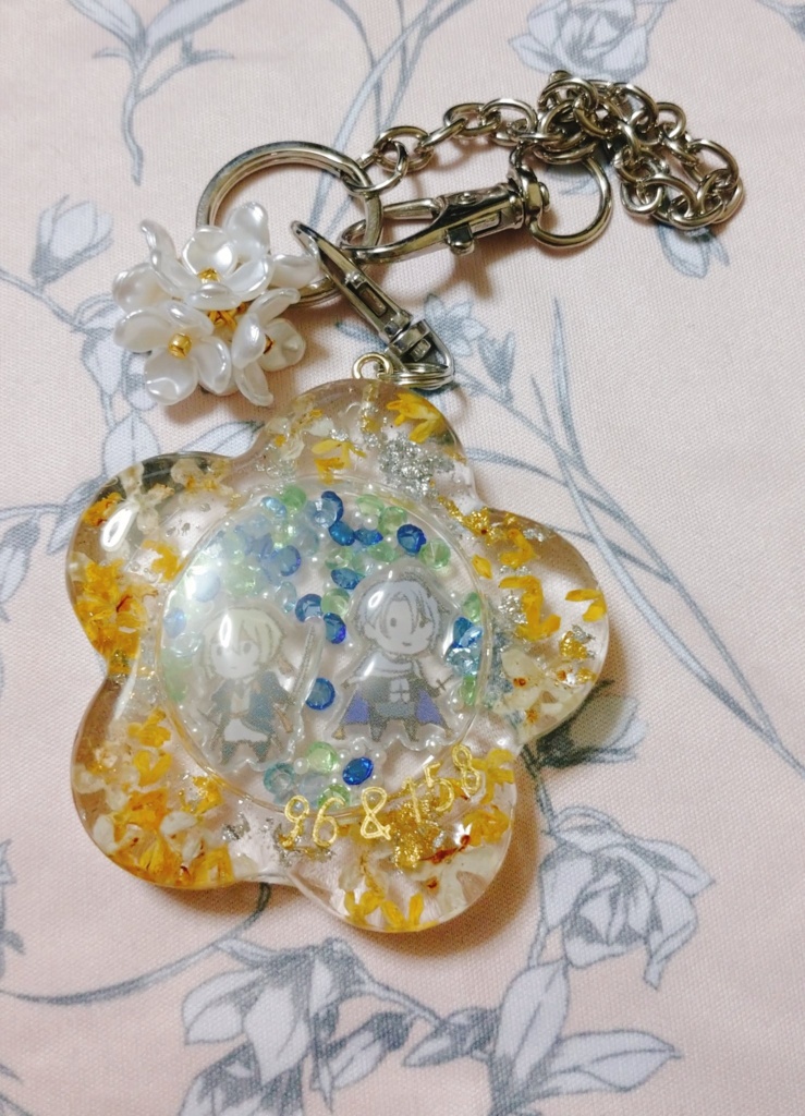 伯仲シェイカーバッグチャーム