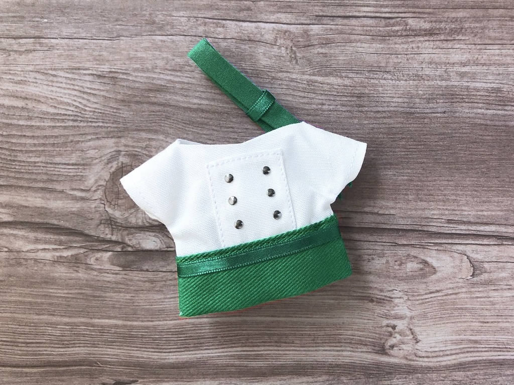 カフェ店員さんの制服