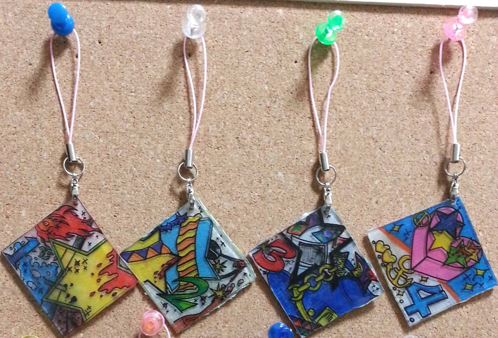 イメージプラ板ストラップ1