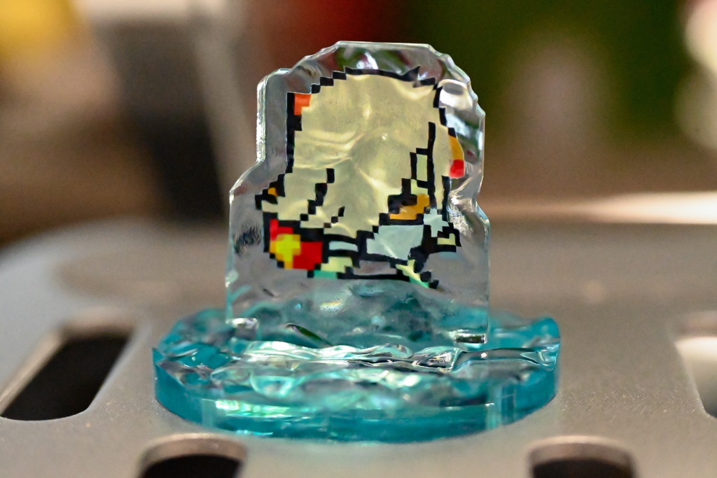 セミブルードット絵広ちゃん水面アクスタ