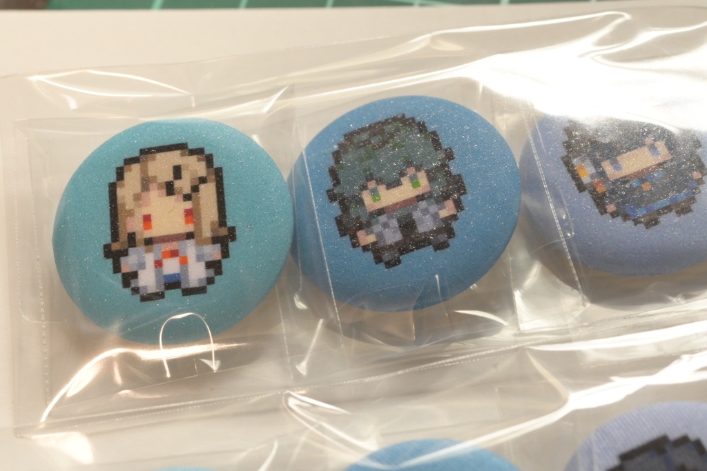 学マスドット絵ホコグラ缶バッジ