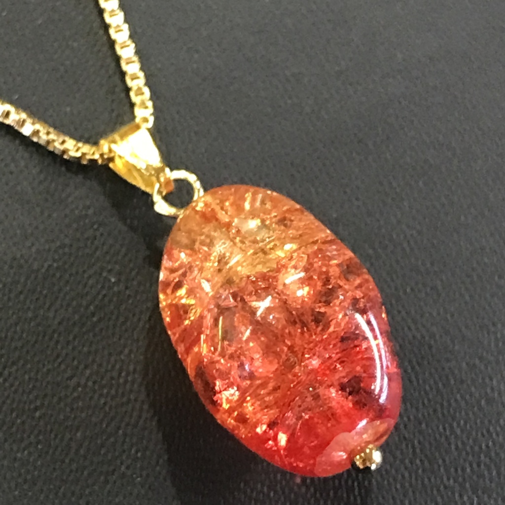 炎の雫ペンダント