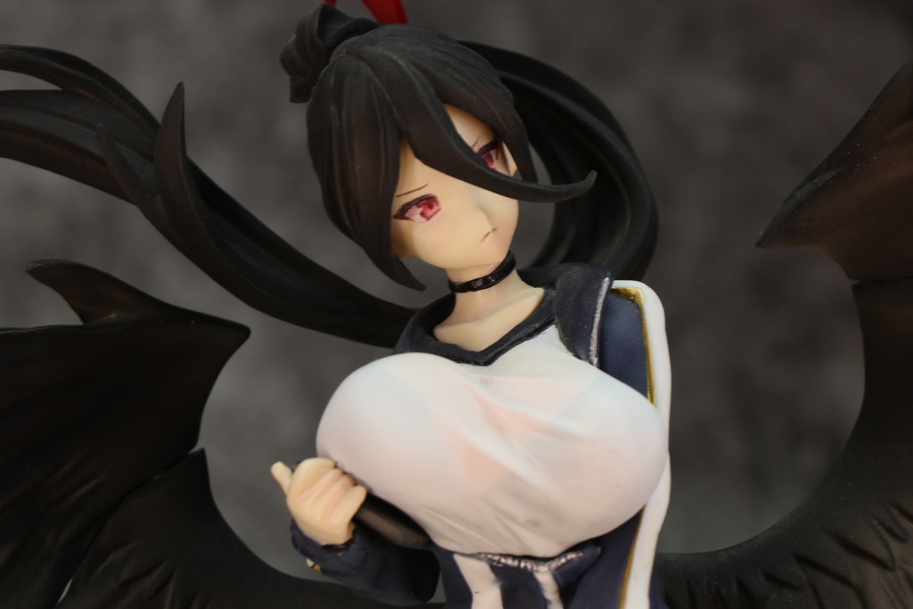 羽川ハスミ(体操服 1/7スケール ガレージキット