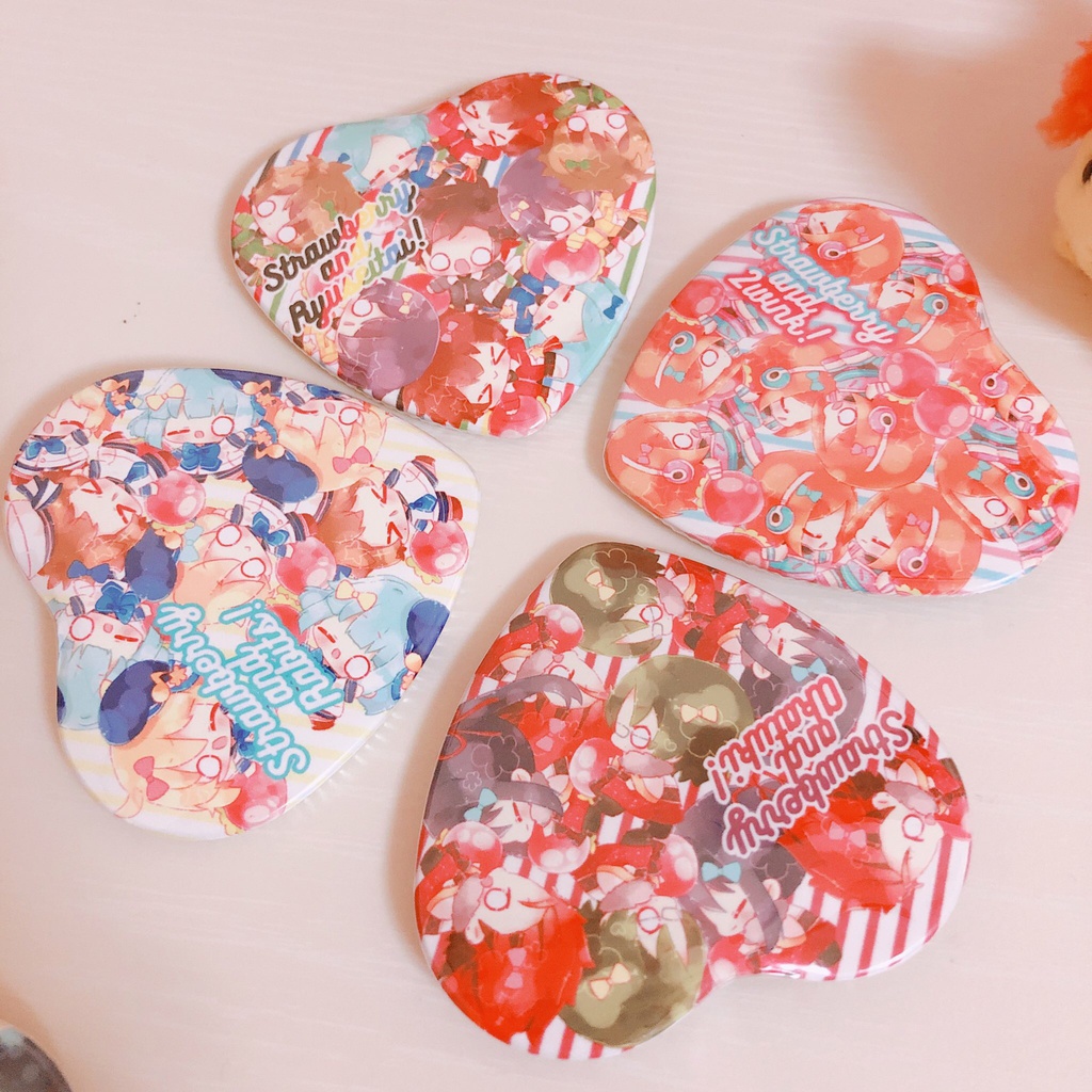 いちご缶バッチ