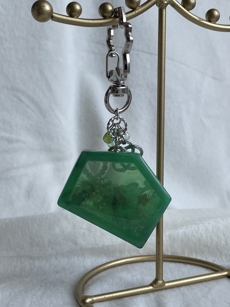 うさぎ絵馬 シャカシャカ✧*。チャーム ②