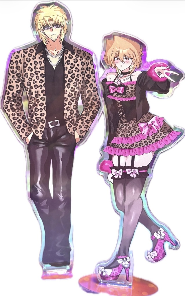 キー城がなんかヒョウ柄着てるアクスタ