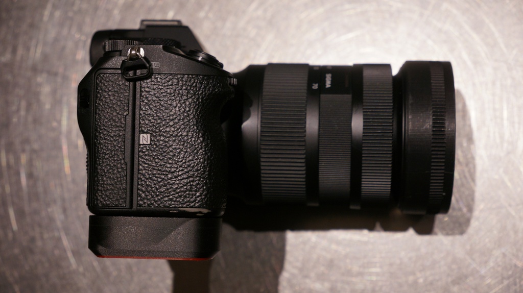 SONY α7用 小指安定の追加グリップ