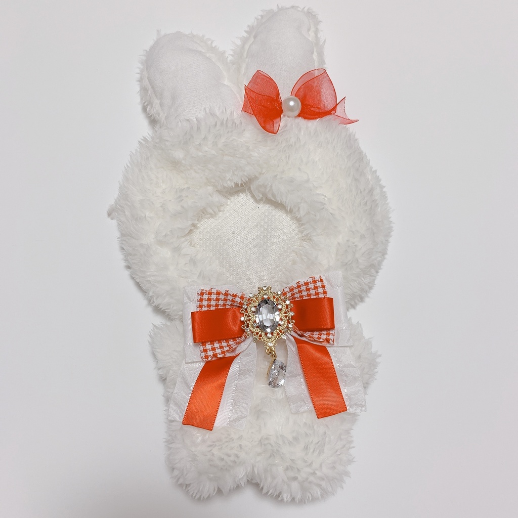 赤リボンのうさぎさん