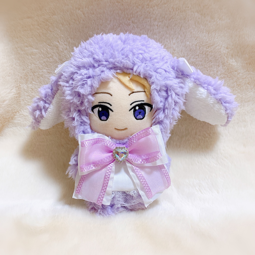パープルの垂れ耳うさぎ