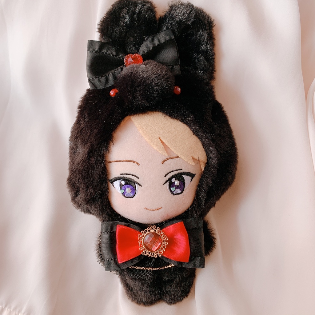 ブラック×レッドのうさちゃん