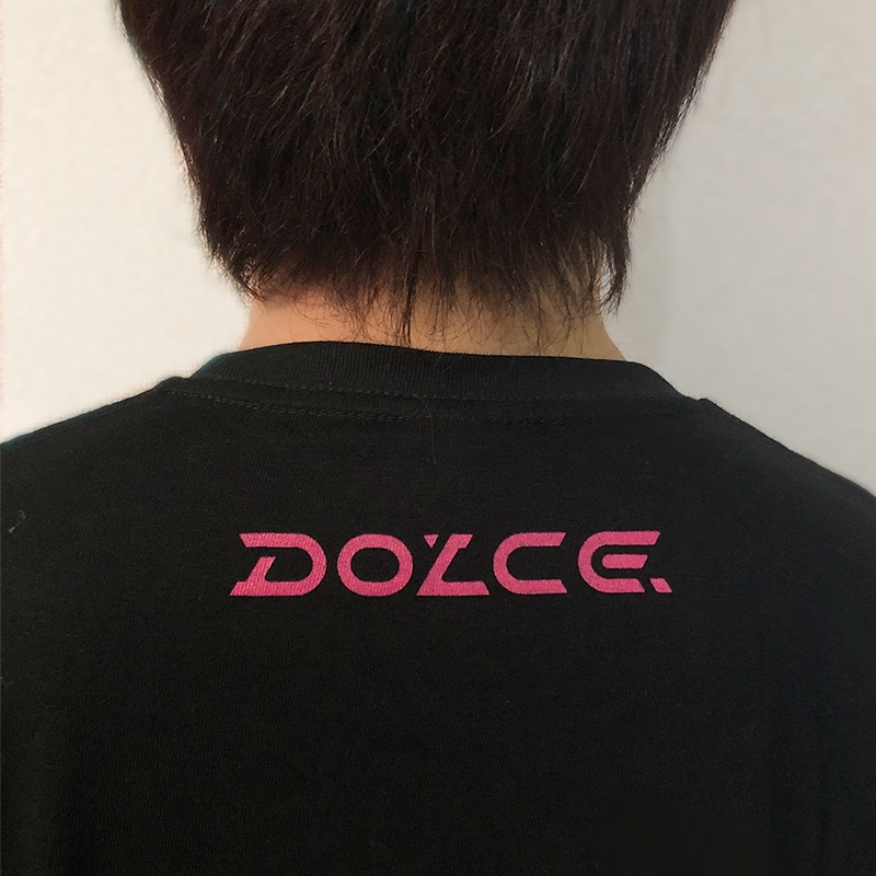 ロゴTシャツ