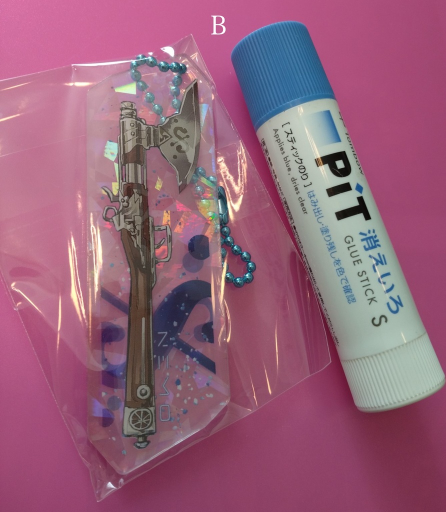 11/12 限定公開 アクリルキーホルダー A鞭 B炎の剣 C斧