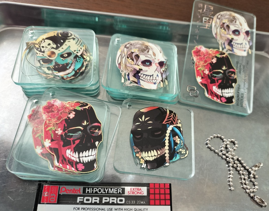 カラベラアクキー