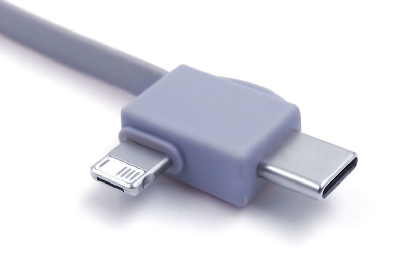 【FF14】シャ プライサメズ モバイルバッテリー『家』(Qi対応 ケーブル収納型)