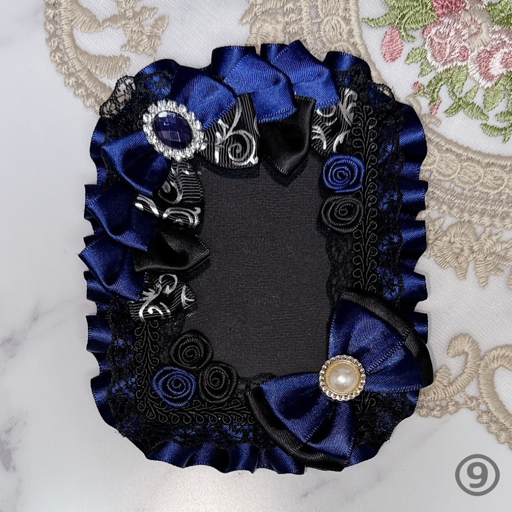 【K06-B1】トレカケース 硬質ケース デコ 推し活 痛バ 量産型 地雷系 黒